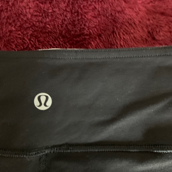 LULULEMON biking shorts 🎉 - Picture 5 of 6